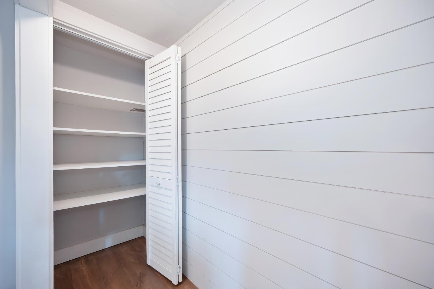 Sacramento, California, 95817, United States, 2 Bedrooms Bedrooms, ,1 BathroomBathrooms,Residential,For Sale,1991606