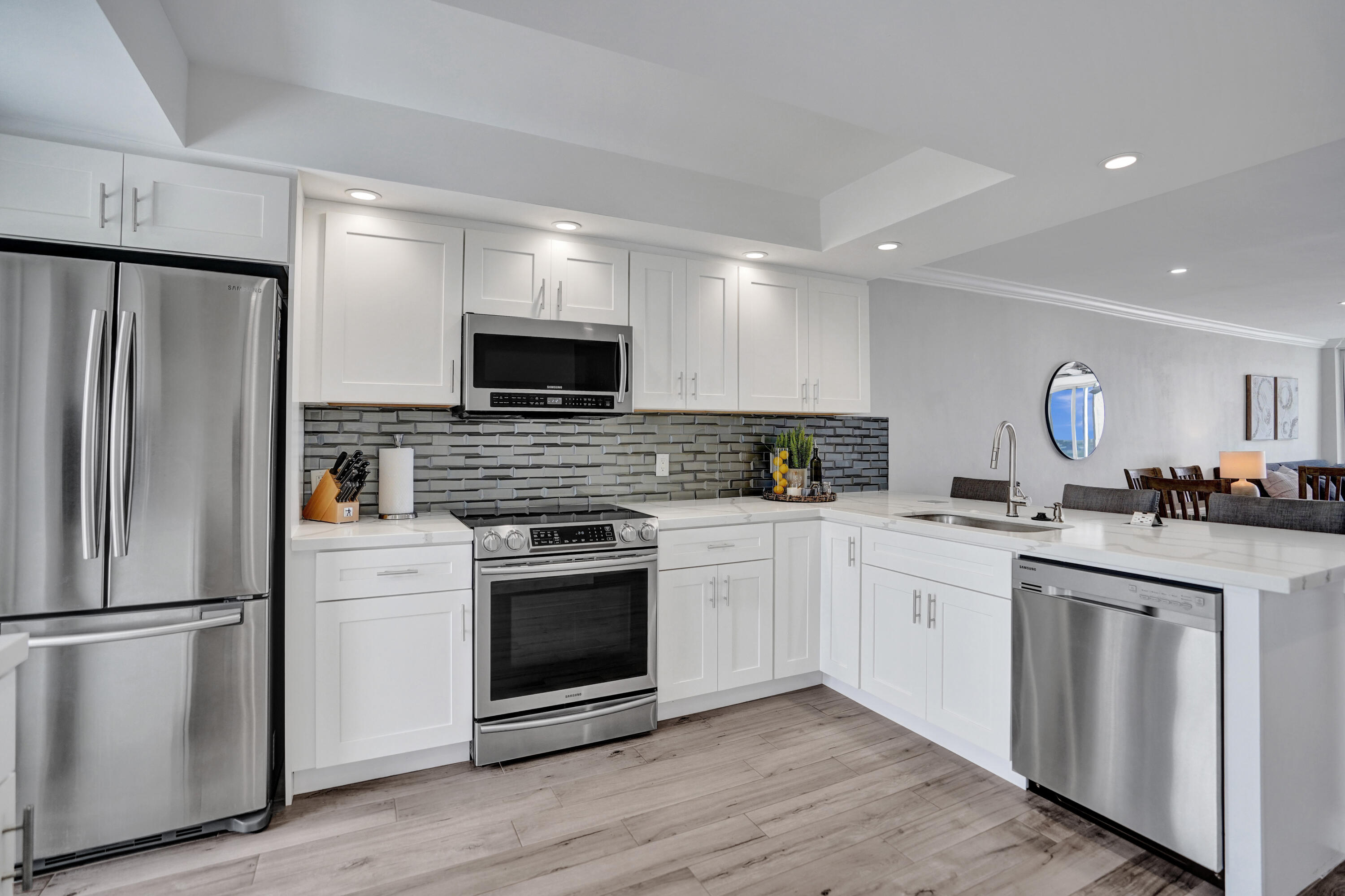 Highland Beach, Florida, 33487, United States, 2 Bedrooms Bedrooms, ,2 BathroomsBathrooms,Residential,For Sale,1828611