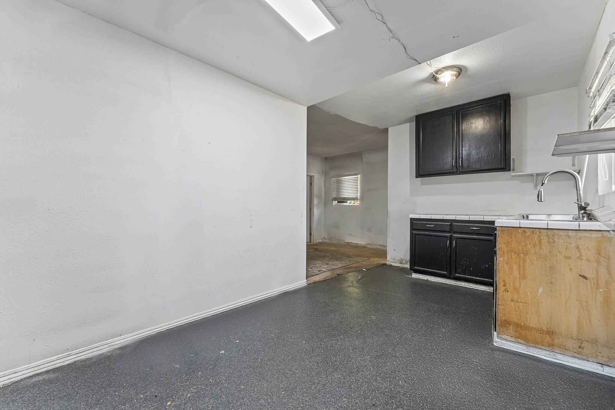 San Bernardino, California, 92404, United States, 4 Bedrooms Bedrooms, ,2 BathroomsBathrooms,Residential,For Sale,1934964