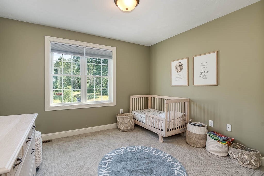 Lakeville, Massachusetts, 02347, United States, 3 Bedrooms Bedrooms, ,3 BathroomsBathrooms,Residential,For Sale,1921746