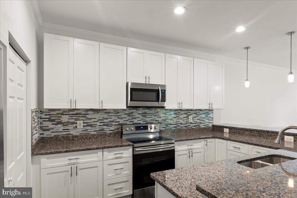 WASHINGTON, District of Columbia, 20020, United States, 3 Bedrooms Bedrooms, ,3 BathroomsBathrooms,Residential,For Sale,1975782