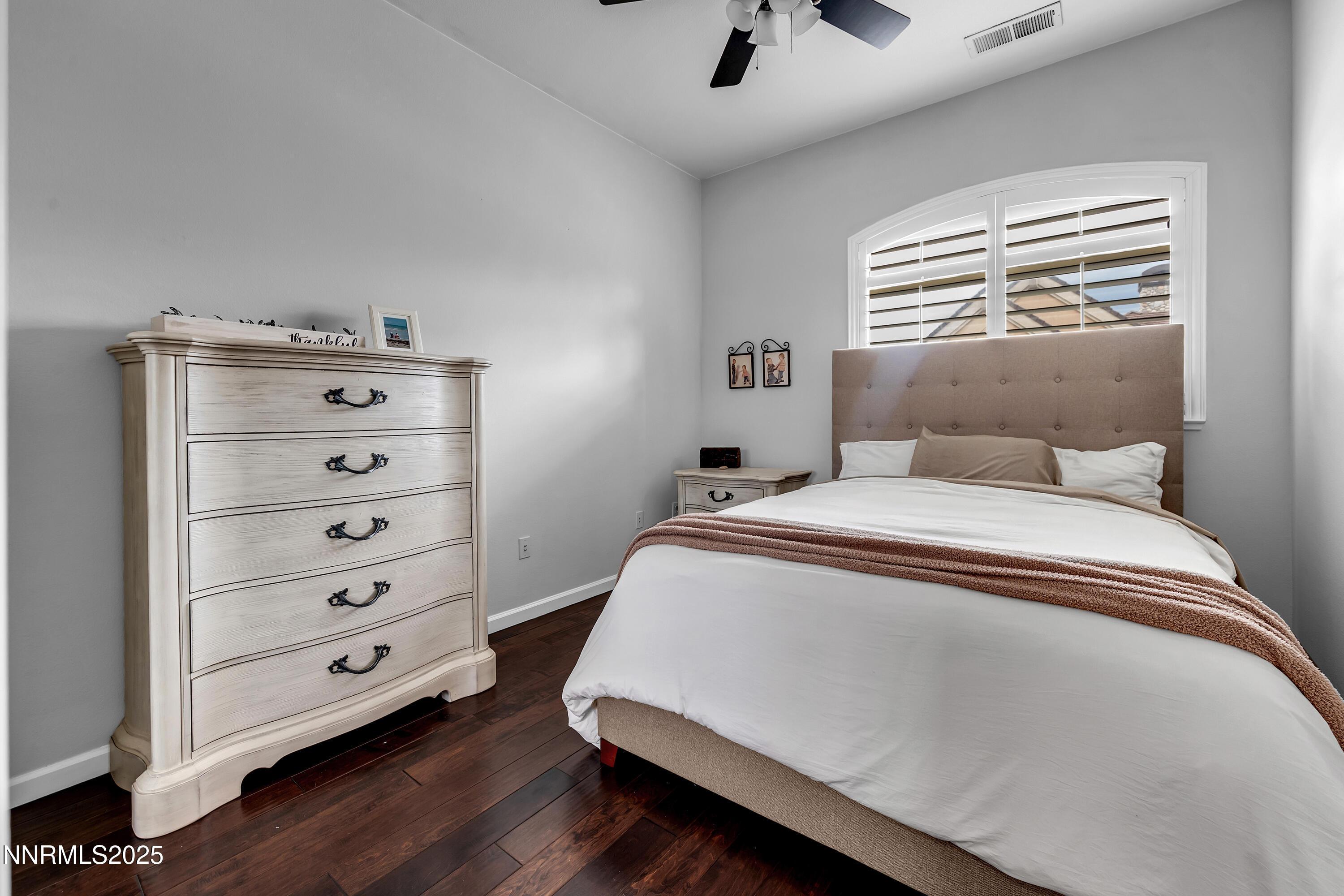 Reno, Nevada, 89521, United States, 2 Bedrooms Bedrooms, ,2 BathroomsBathrooms,Residential,For Sale,1932617