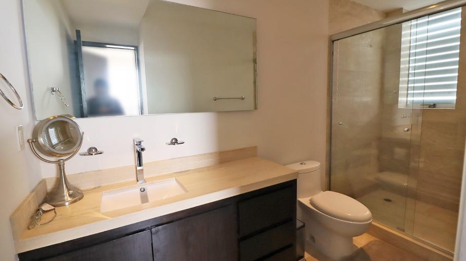 Morelia, Michoacán de Ocampo, 58350, Mexico, 3 Bedrooms Bedrooms, ,3 BathroomsBathrooms,Residential,For Sale,1804185