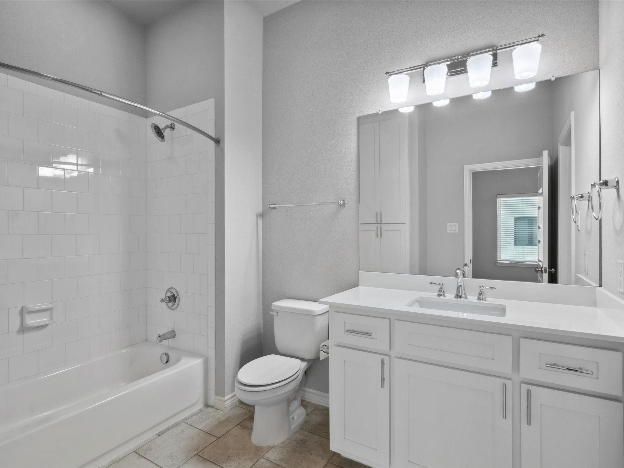 Fort Worth, Texas, 76114, United States, 3 Bedrooms Bedrooms, ,5 BathroomsBathrooms,Residential,For Sale,1922008