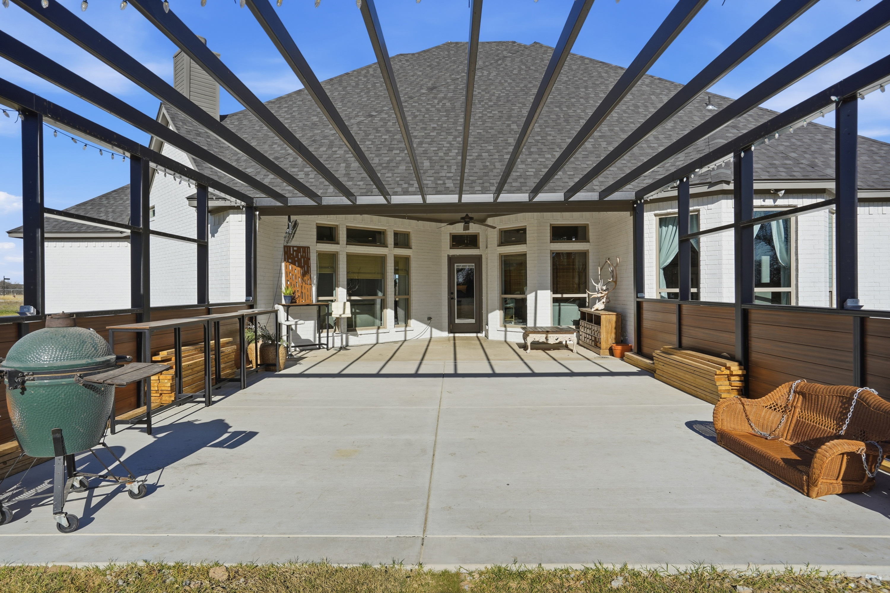  a private gated retreat where  luxury meets texas tranquility - 物件實景