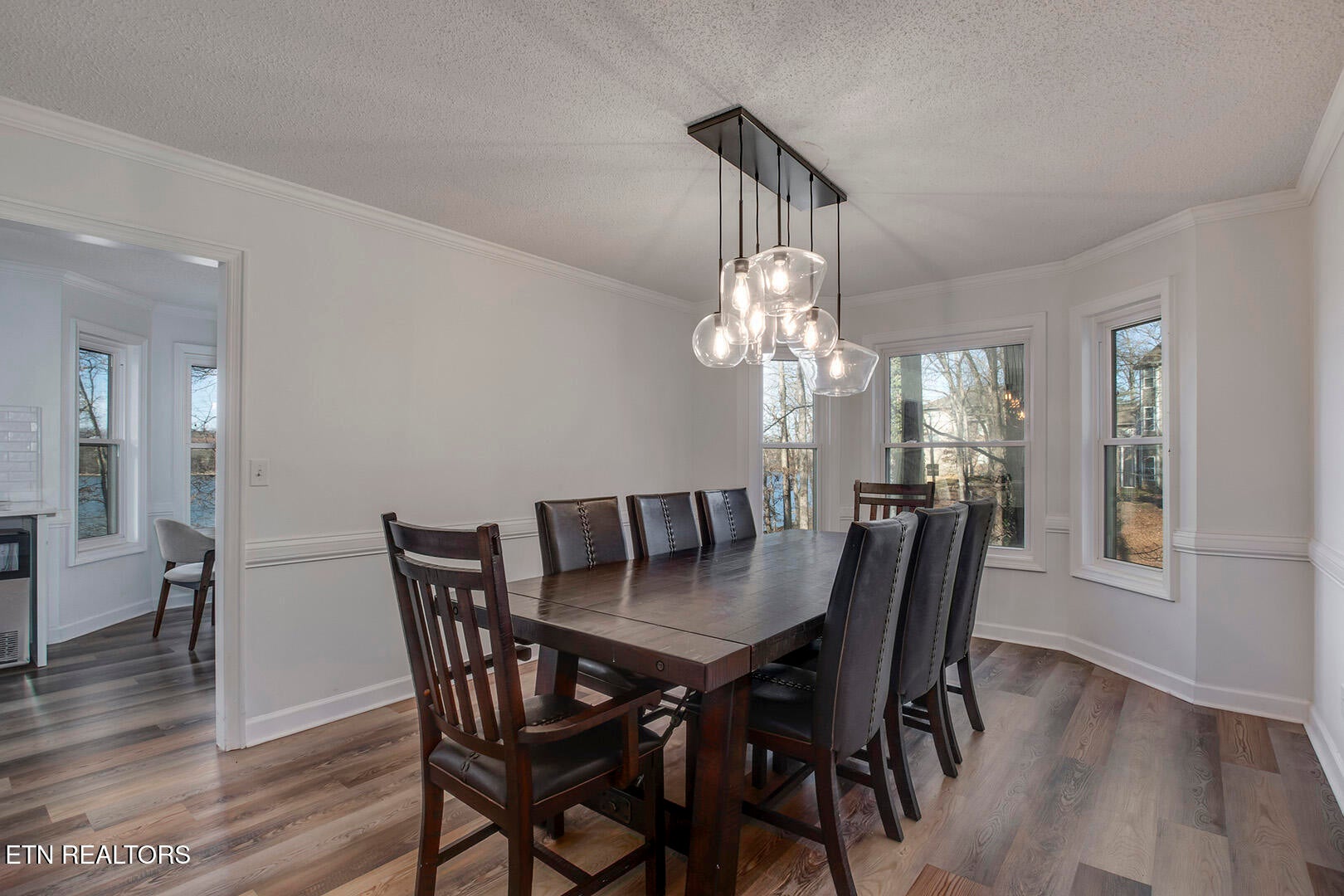 Kingston, Tennessee, 37763, United States, 4 Bedrooms Bedrooms, ,4 BathroomsBathrooms,Residential,For Sale,2011823