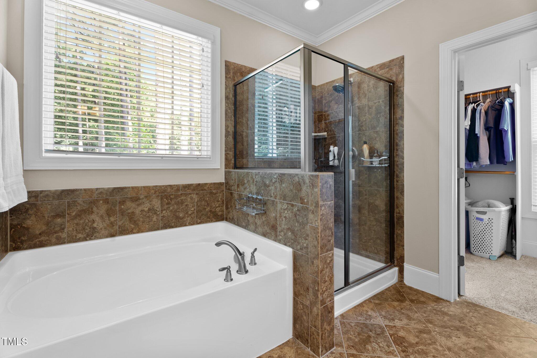 Clayton, North Carolina, 27527, United States, 3 Bedrooms Bedrooms, ,4 BathroomsBathrooms,Residential,For Sale,1874514