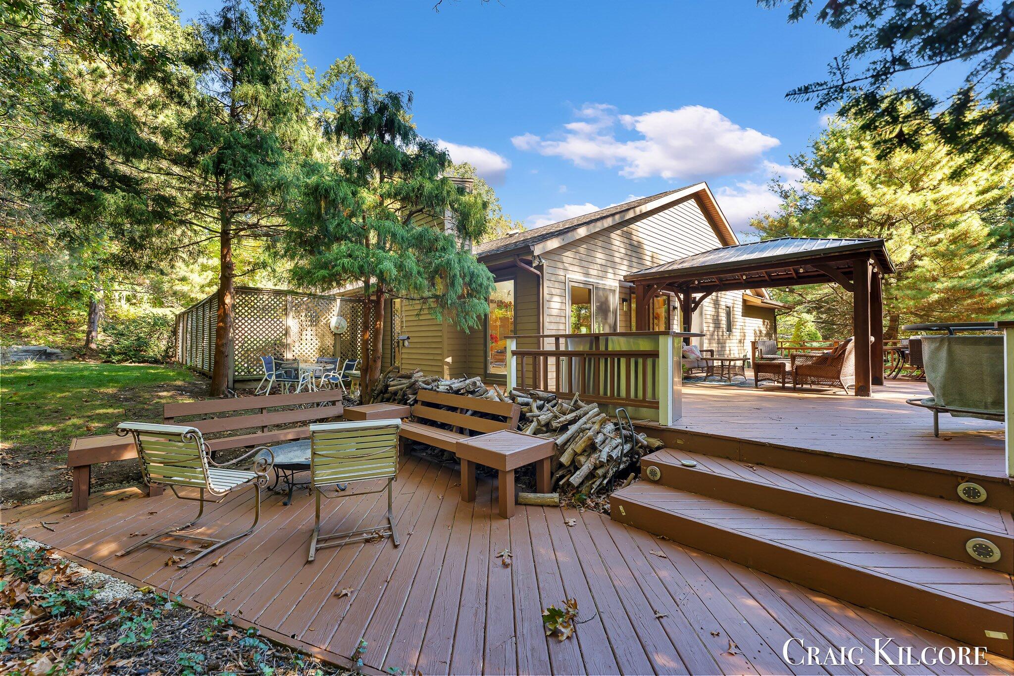 Spring Lake, Michigan, 49456, United States, 2 Bedrooms Bedrooms, ,3 BathroomsBathrooms,Residential,For Sale,2003157