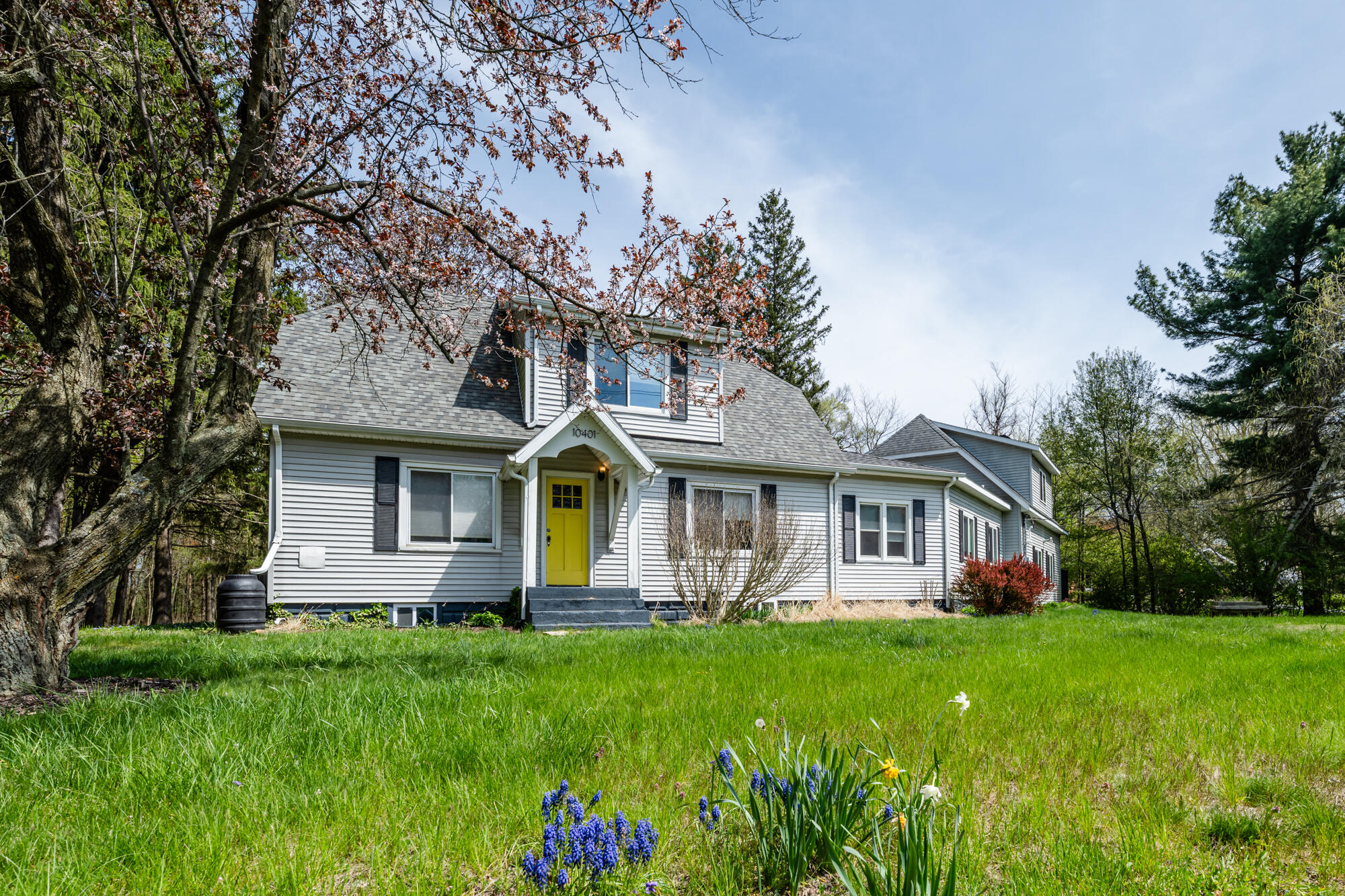 Bridgman, Michigan, 49106, United States, 6 Bedrooms Bedrooms, ,5 BathroomsBathrooms,Residential,For Sale,1921527