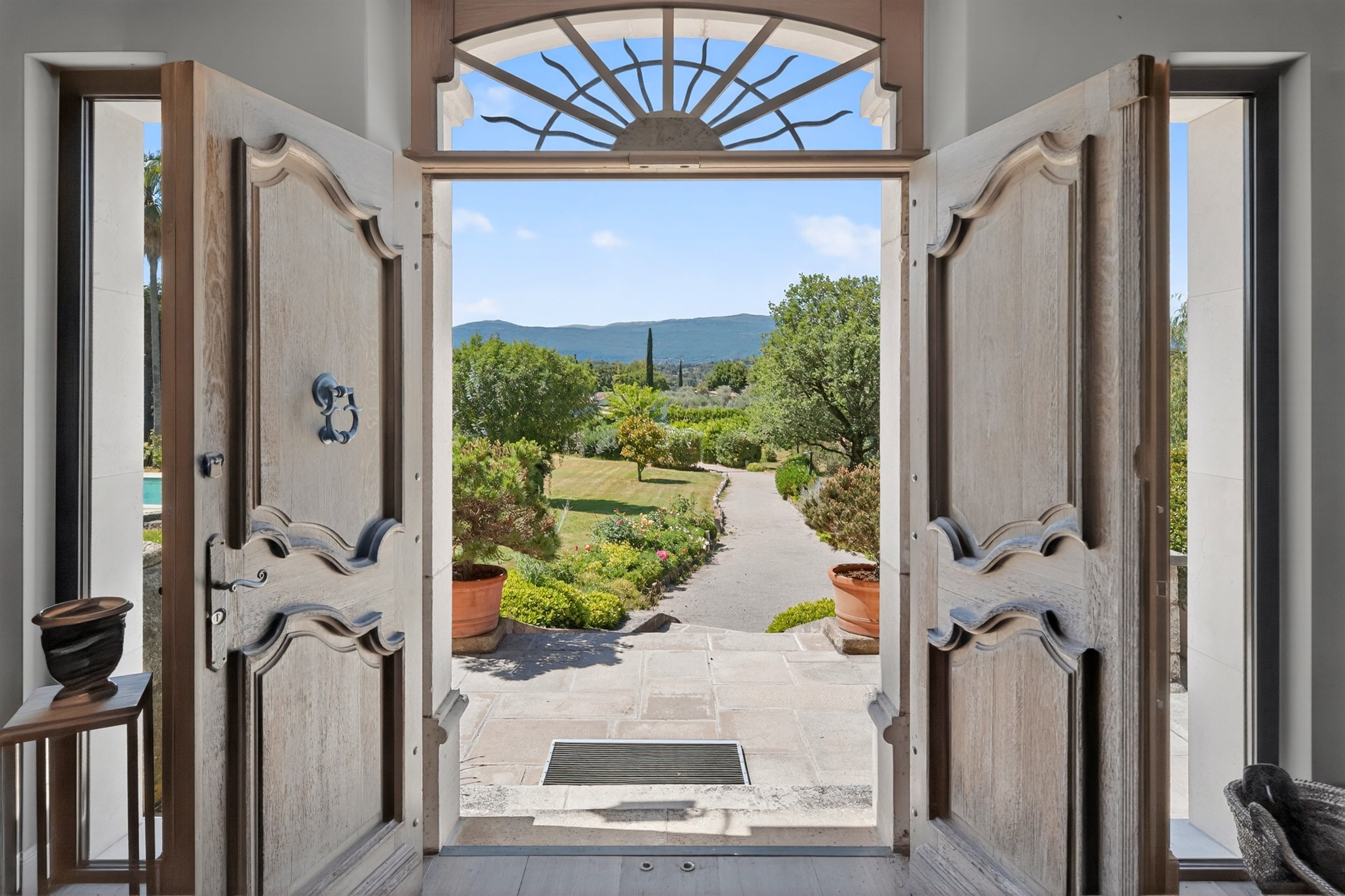  Luxury estate near Valbonne village with pool and guest house - 物件實景