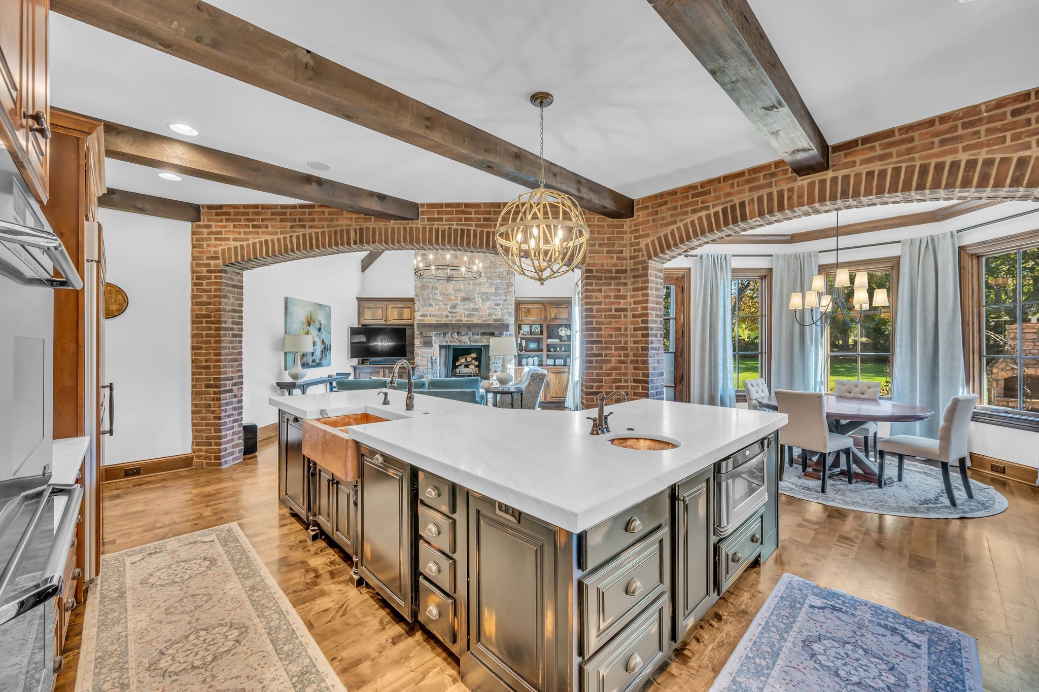 Brentwood, Tennessee, 37027, United States, 5 Bedrooms Bedrooms, ,7 BathroomsBathrooms,Residential,For Sale,2002068