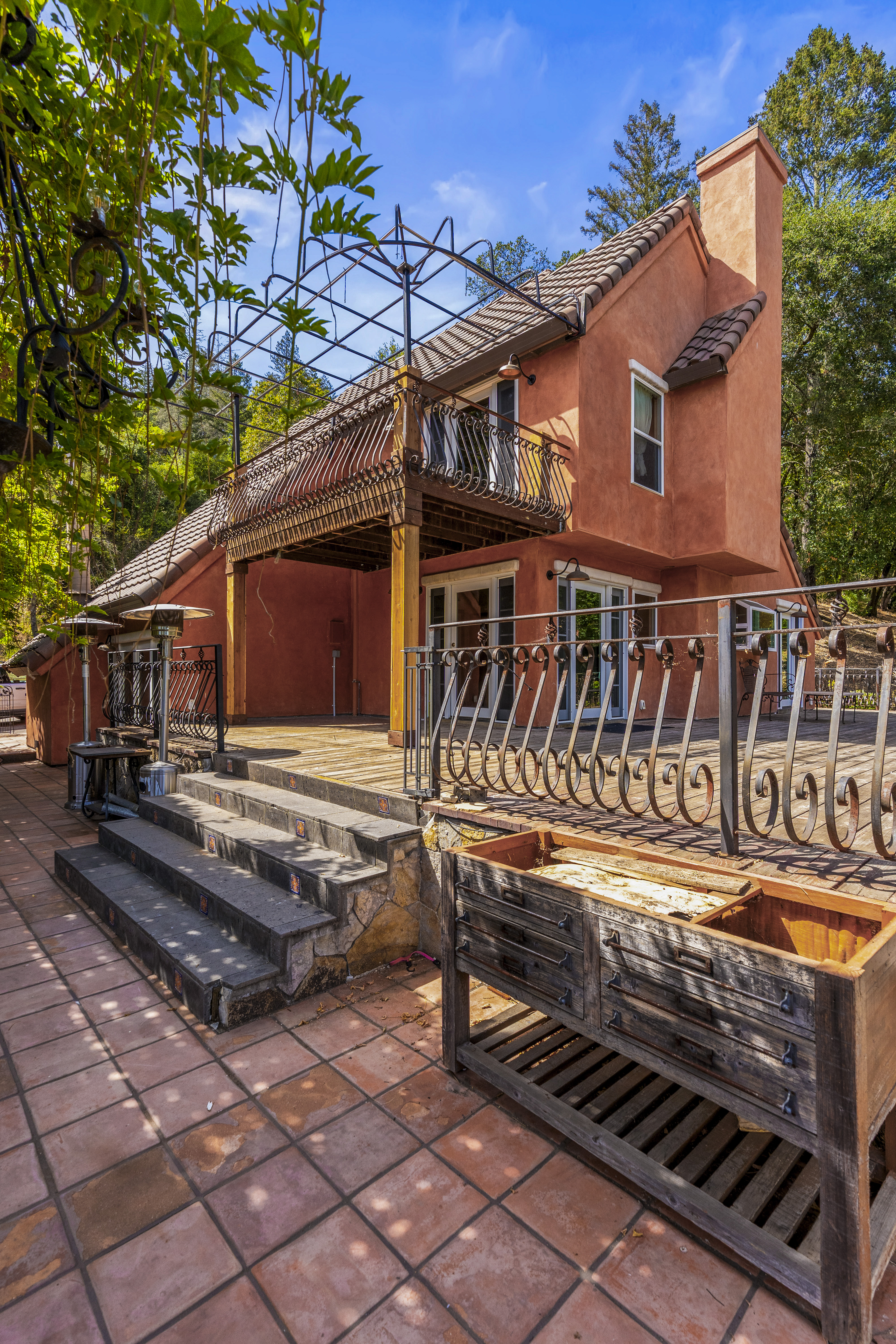  2145 NW Mount Veeder Rd - 物件實景