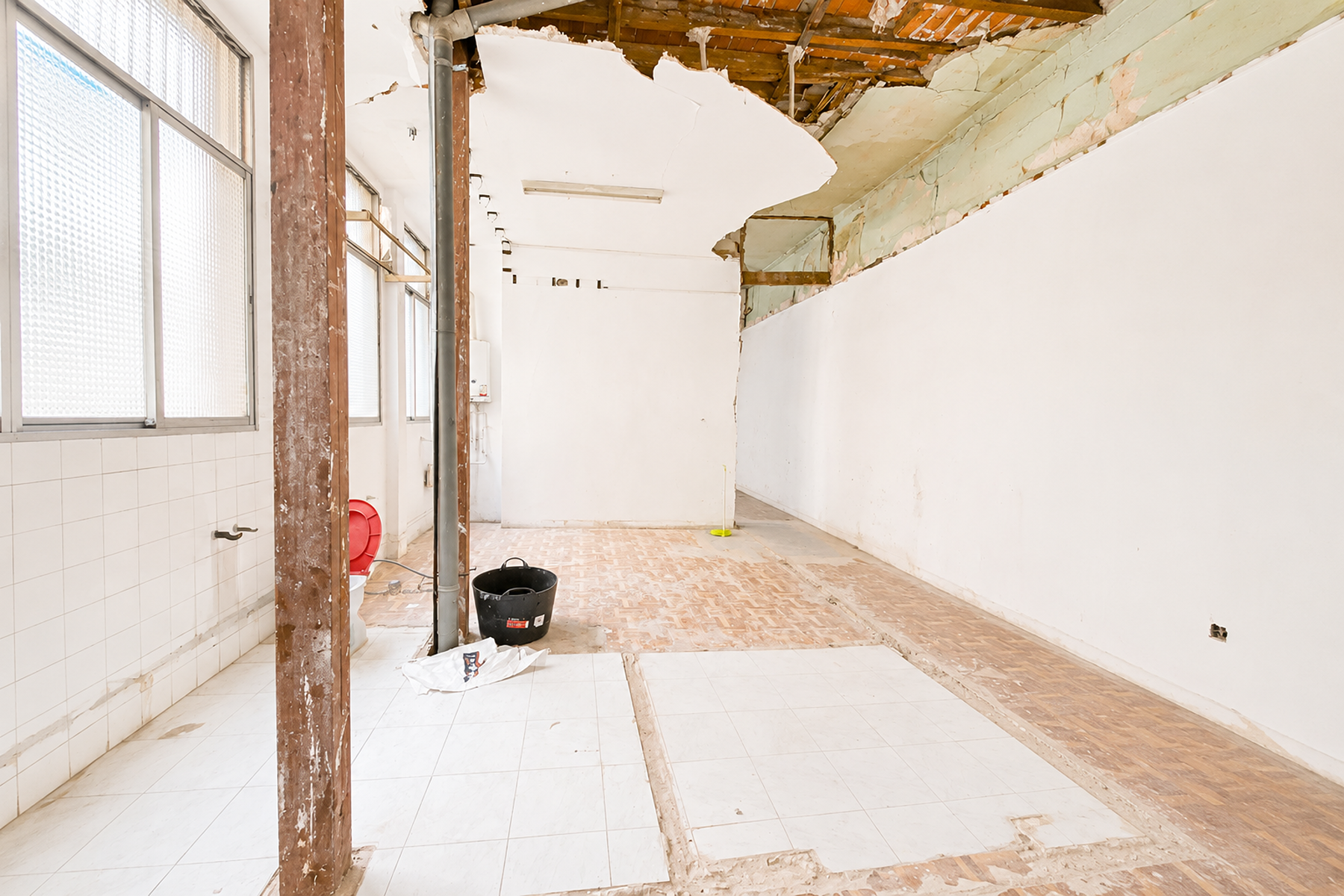  Magnificent flat to refurbish in the literary quarter - 物件實景