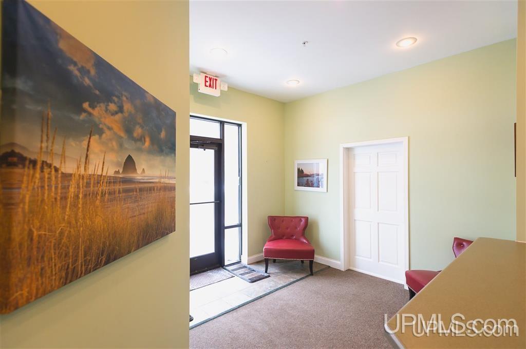 Houghton, Michigan, 49931, United States, 5 Bedrooms Bedrooms, ,2 BathroomsBathrooms,Residential,For Sale,1977730