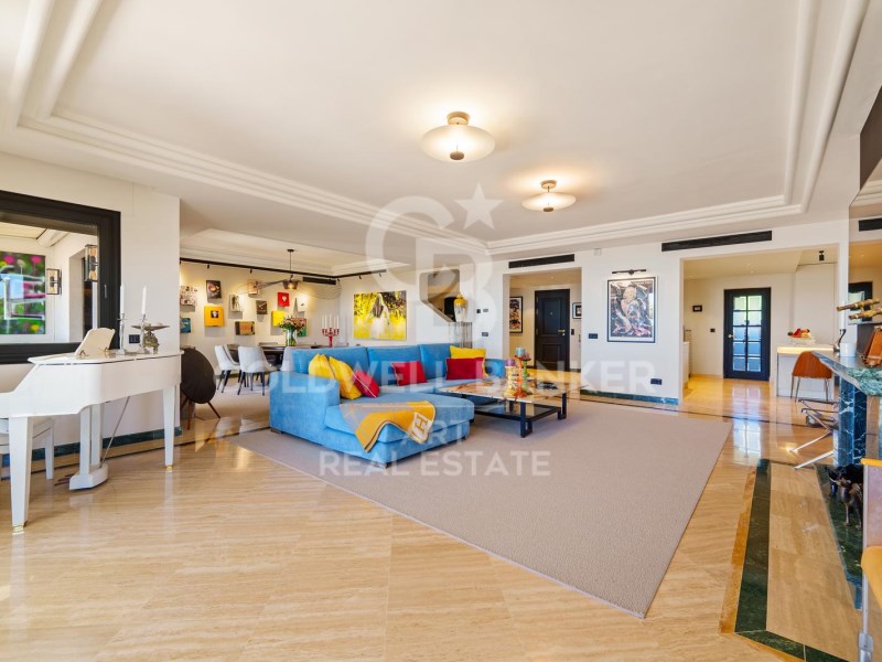 Marbella, Andalusia, ES, 4 Bedrooms Bedrooms, ,5 BathroomsBathrooms,Residential,For Sale,1950823