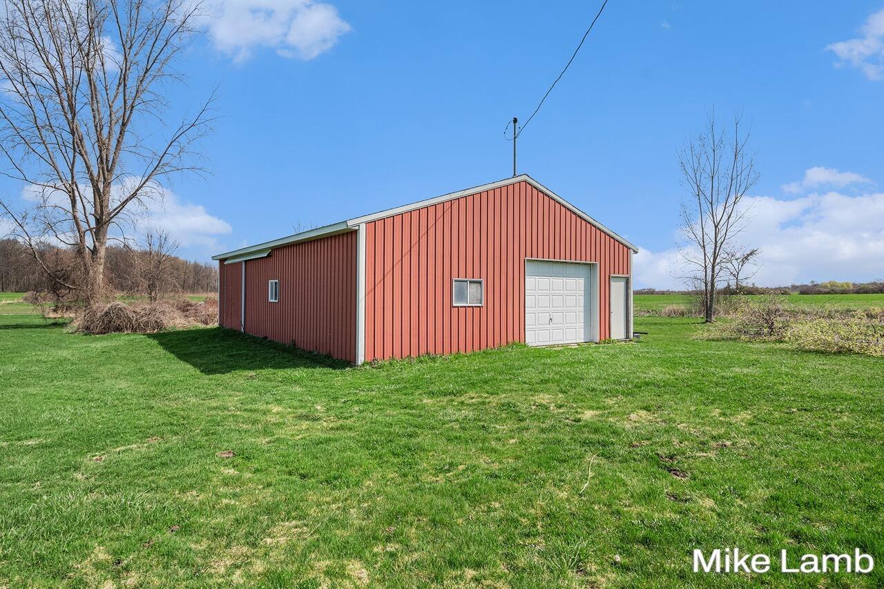 Kent City, Michigan, 49330, United States, 4 Bedrooms Bedrooms, ,1 BathroomBathrooms,Residential,For Sale,1793109