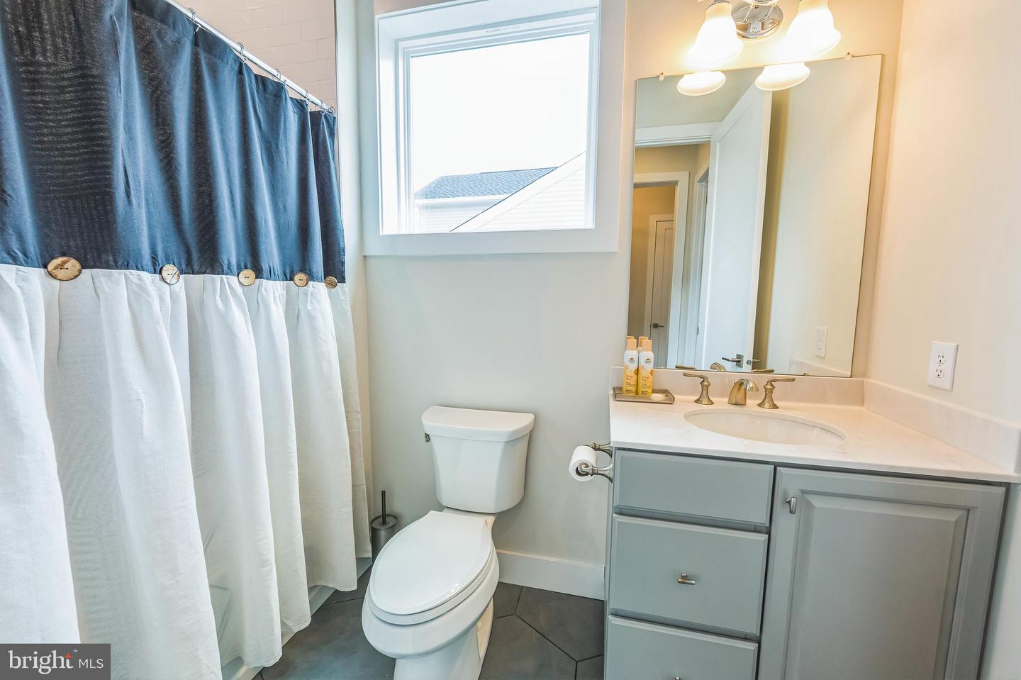 Downingtown, Pennsylvania, 19335, United States, 2 Bedrooms Bedrooms, ,2 BathroomsBathrooms,Residential,For Sale,1913749