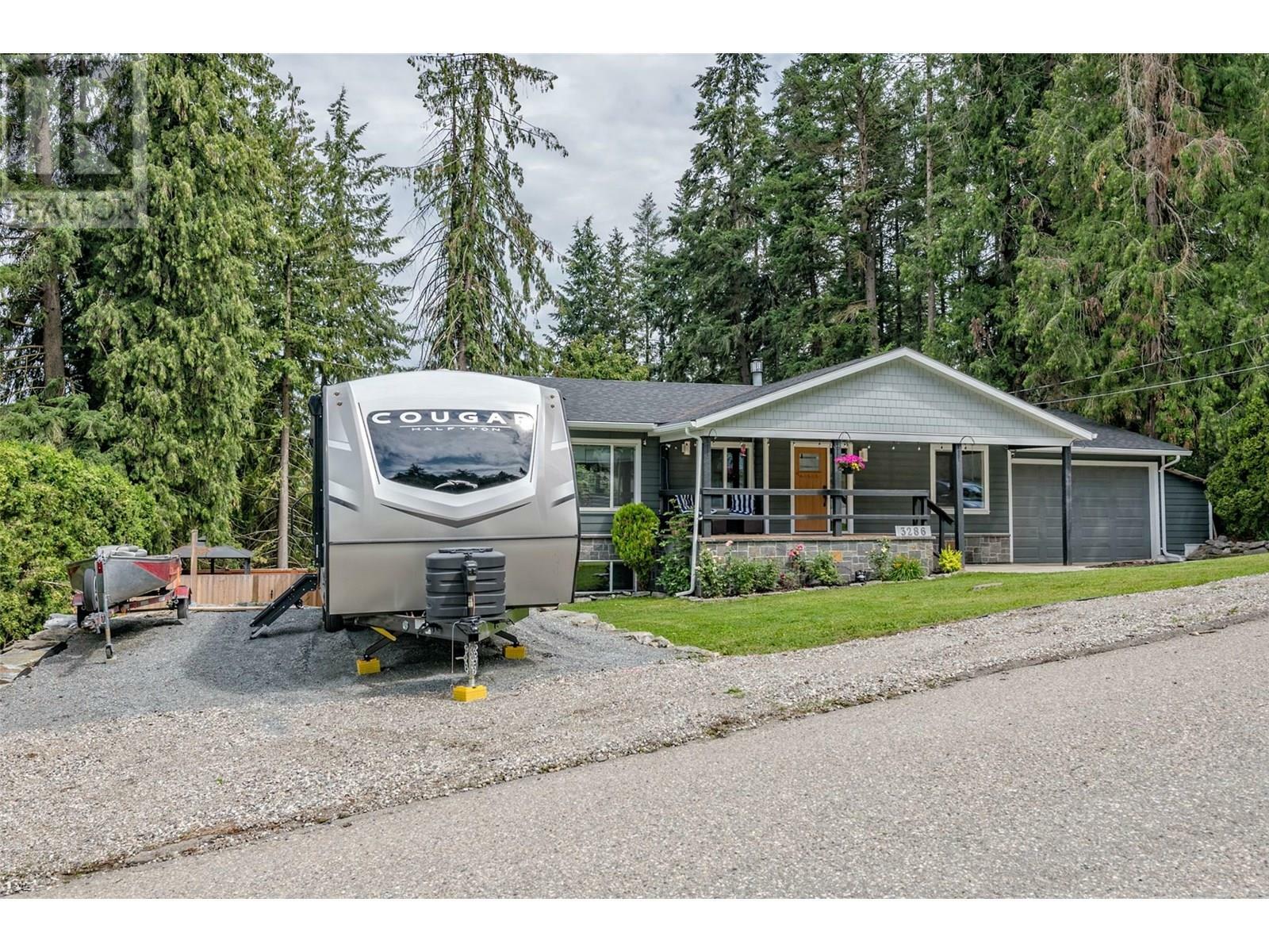 SPALLUMCHEEN, British Columbia, V4Y 0S6, CA, 3 Bedrooms Bedrooms, ,3 BathroomsBathrooms,Residential,For Sale,1874999