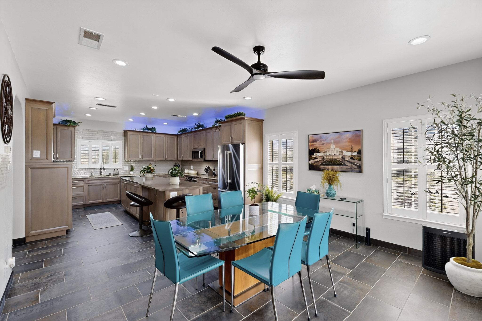 Albuquerque, New Mexico, 87122, United States, 4 Bedrooms Bedrooms, ,3 BathroomsBathrooms,Residential,For Sale,1914202