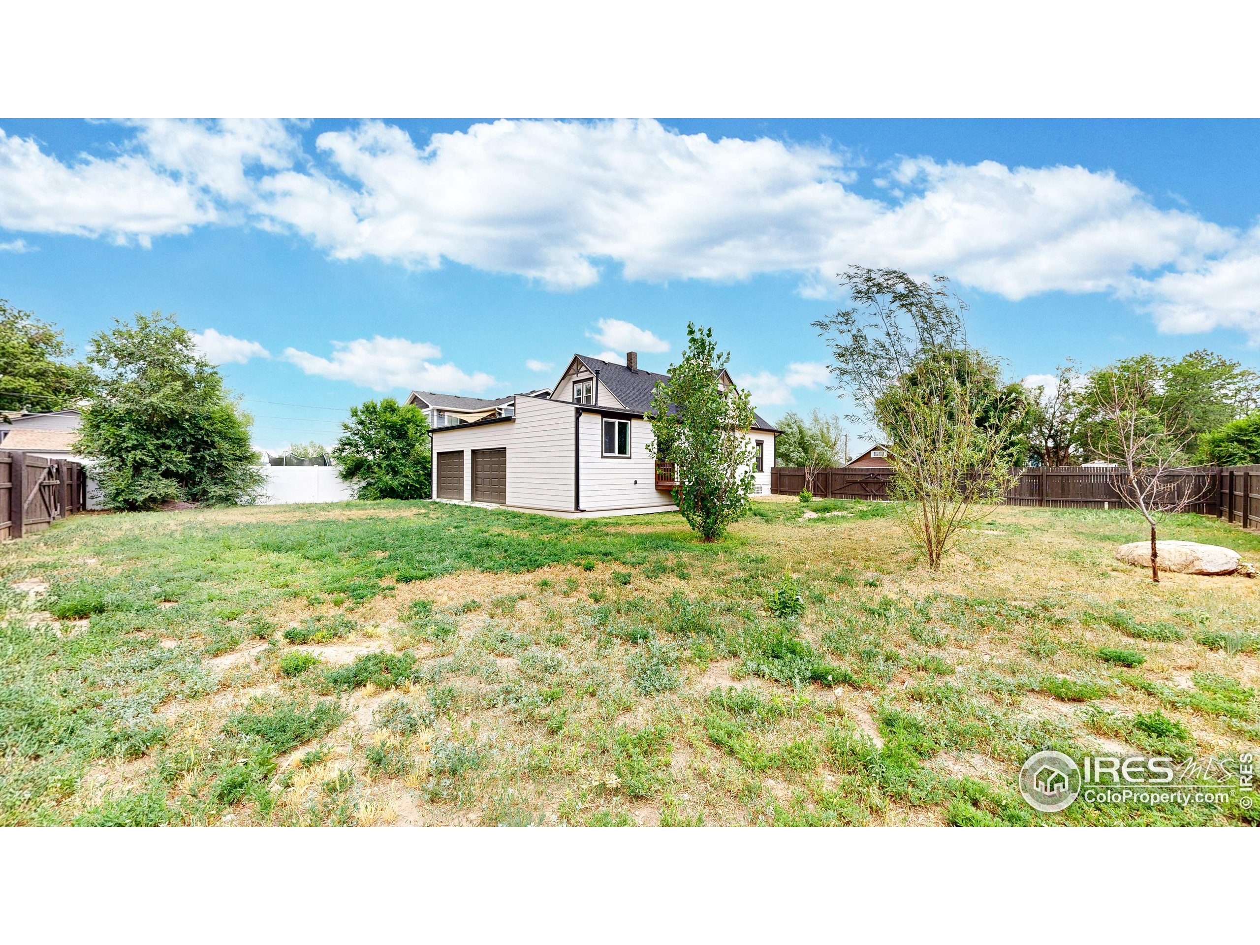 Milliken, Colorado, 80543, United States, 5 Bedrooms Bedrooms, ,1 BathroomBathrooms,Residential,For Sale,1896024