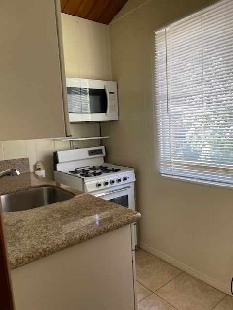 Duarte, California, 91010, United States, 2 Bedrooms Bedrooms, ,2 BathroomsBathrooms,Residential,For Sale,1923522