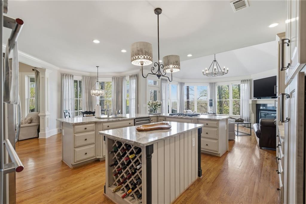 Dawsonville, Georgia, 30534, United States, 4 Bedrooms Bedrooms, ,6 BathroomsBathrooms,Residential,For Sale,2036559