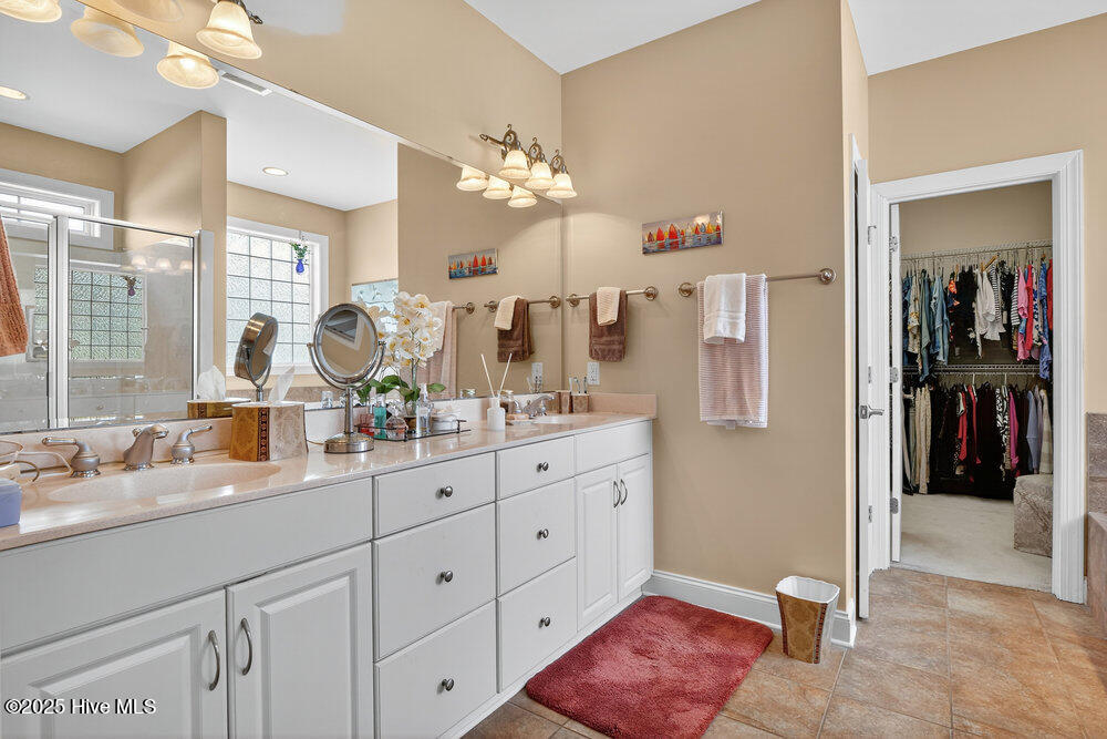 Leland, North Carolina, 28451, United States, 4 Bedrooms Bedrooms, ,3 BathroomsBathrooms,Residential,For Sale,1926317