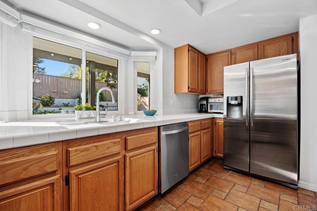 Vista, California, 92081, United States, 3 Bedrooms Bedrooms, ,3 BathroomsBathrooms,Residential,For Sale,1987768