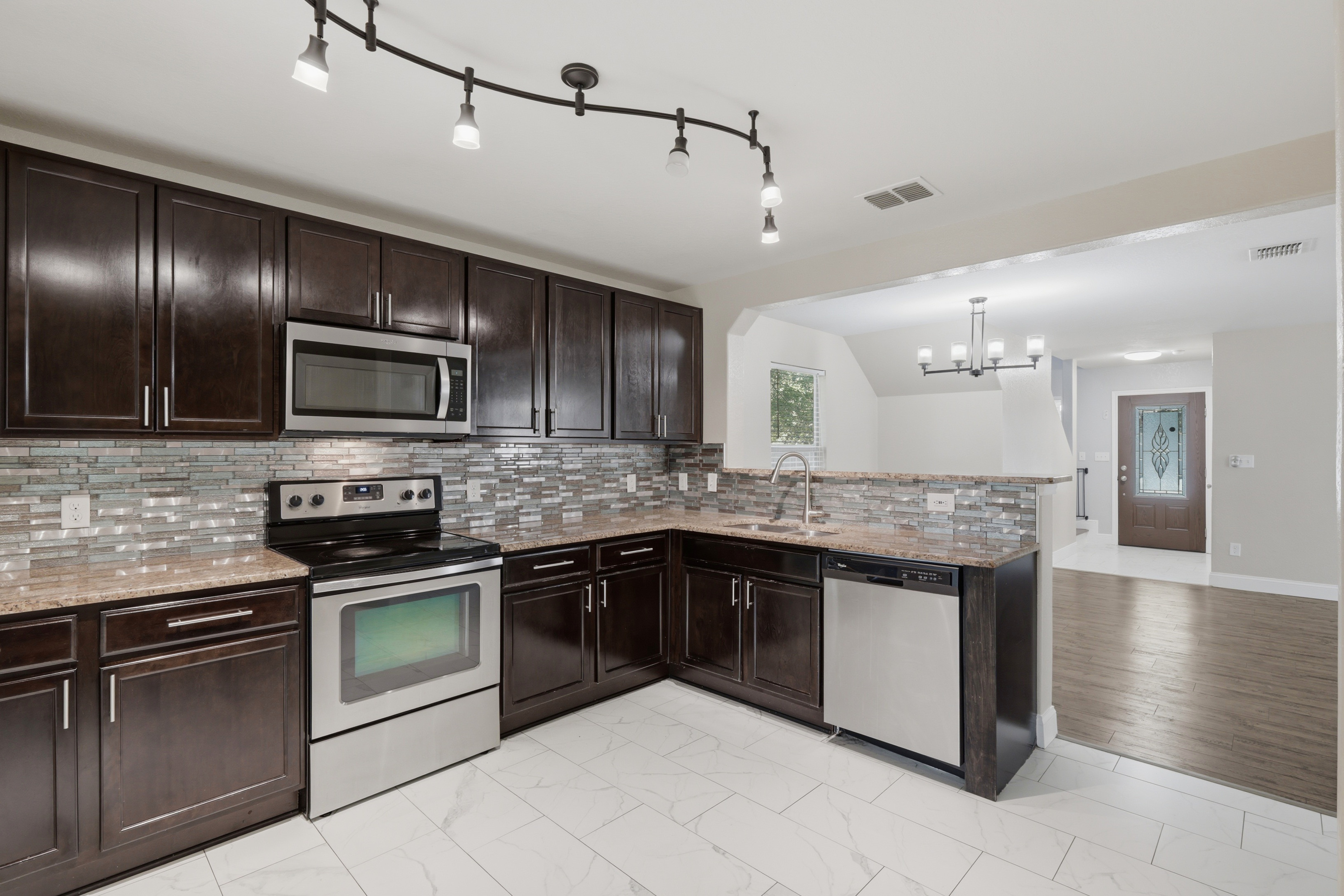  The Kensington Retreat on Walnut Crest - 物件實景