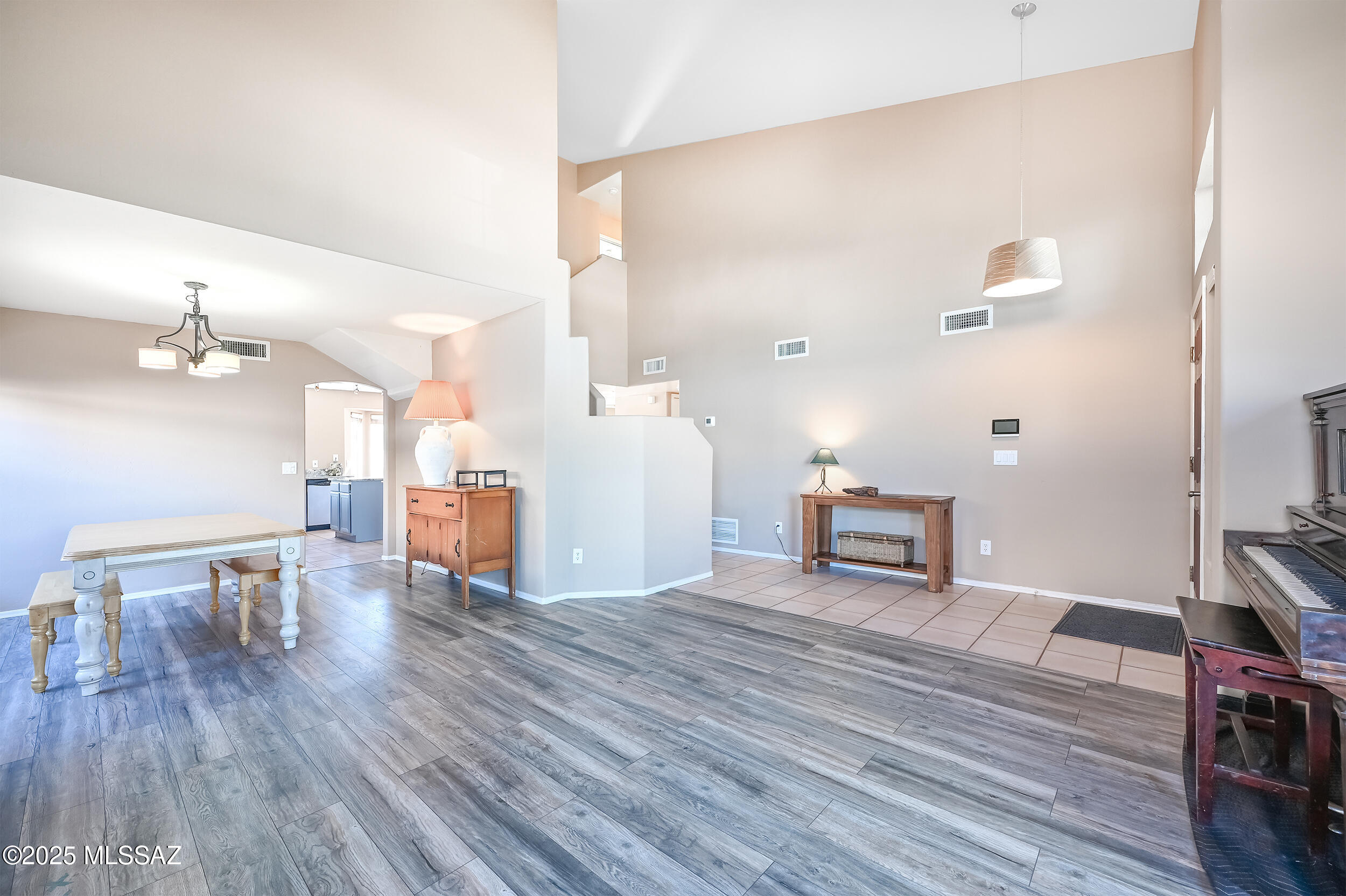 Oro Valley, Arizona, 85737, United States, 5 Bedrooms Bedrooms, ,3 BathroomsBathrooms,Residential,For Sale,1954798