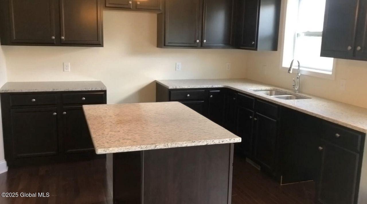 Mechanicville, New York, 12118, United States, 3 Bedrooms Bedrooms, ,3 BathroomsBathrooms,Residential,For Sale,1807086