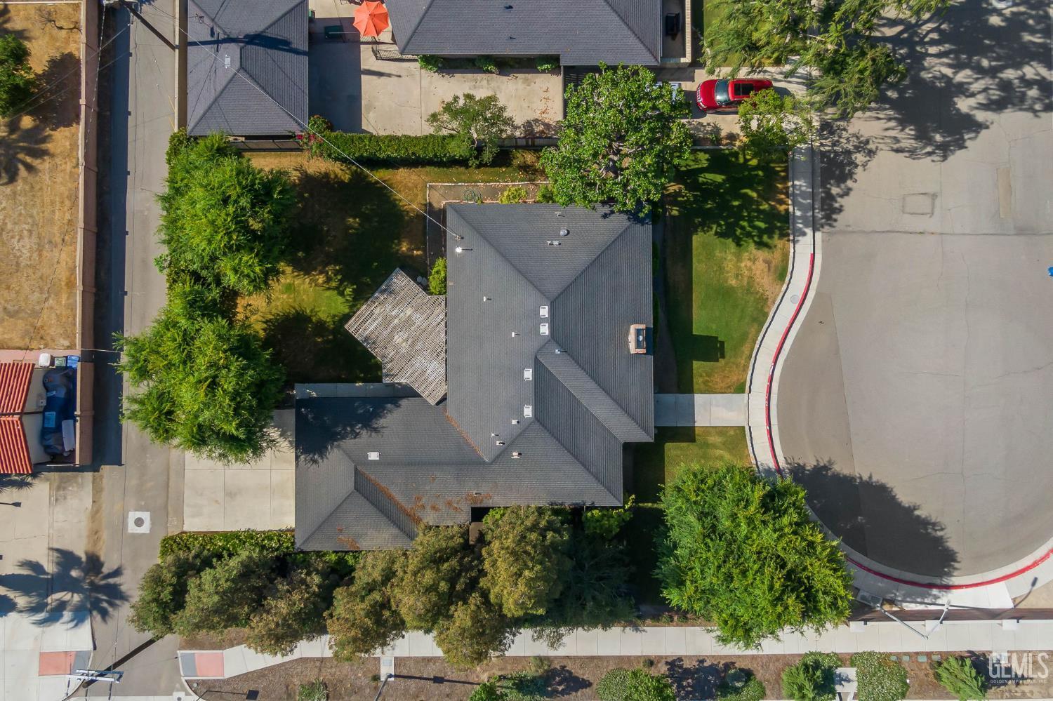 Bakersfield, California, 93301, United States, 3 Bedrooms Bedrooms, ,3 BathroomsBathrooms,Residential,For Sale,1819046