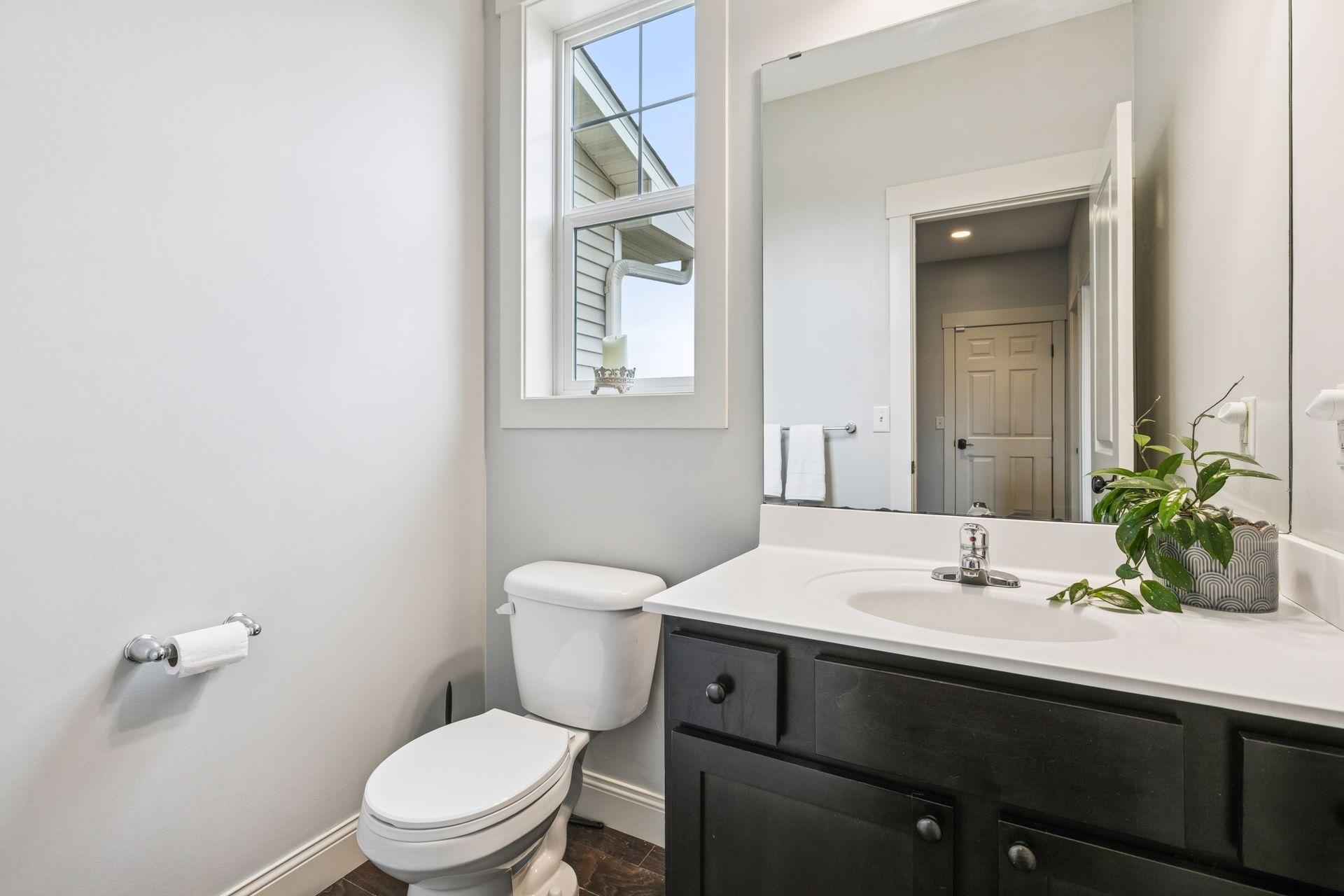 Elko New Market, Minnesota, 55020, United States, 5 Bedrooms Bedrooms, ,3 BathroomsBathrooms,Residential,For Sale,1991827