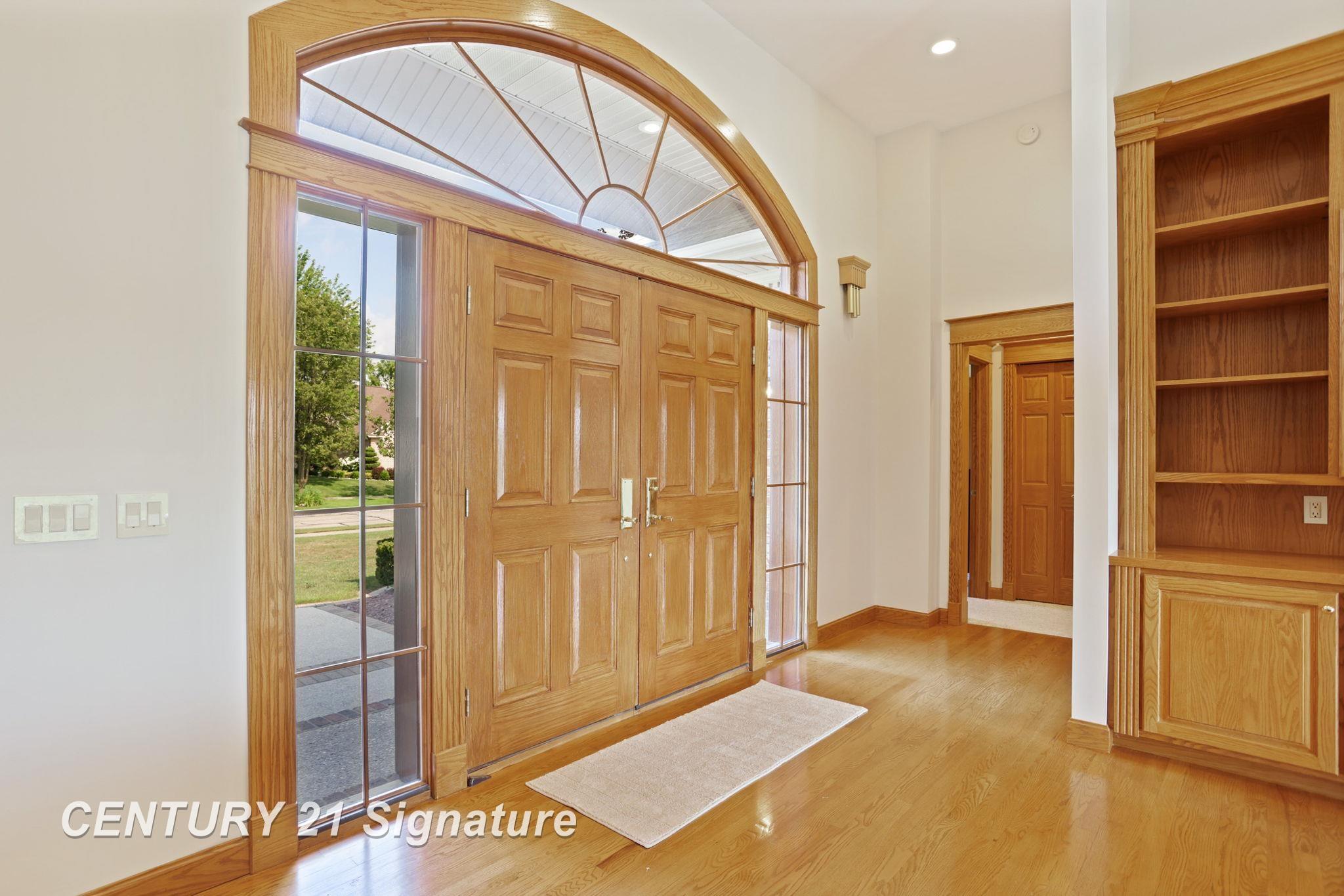 Saginaw, Michigan, 48603, United States, 4 Bedrooms Bedrooms, ,4 BathroomsBathrooms,Residential,For Sale,1979147