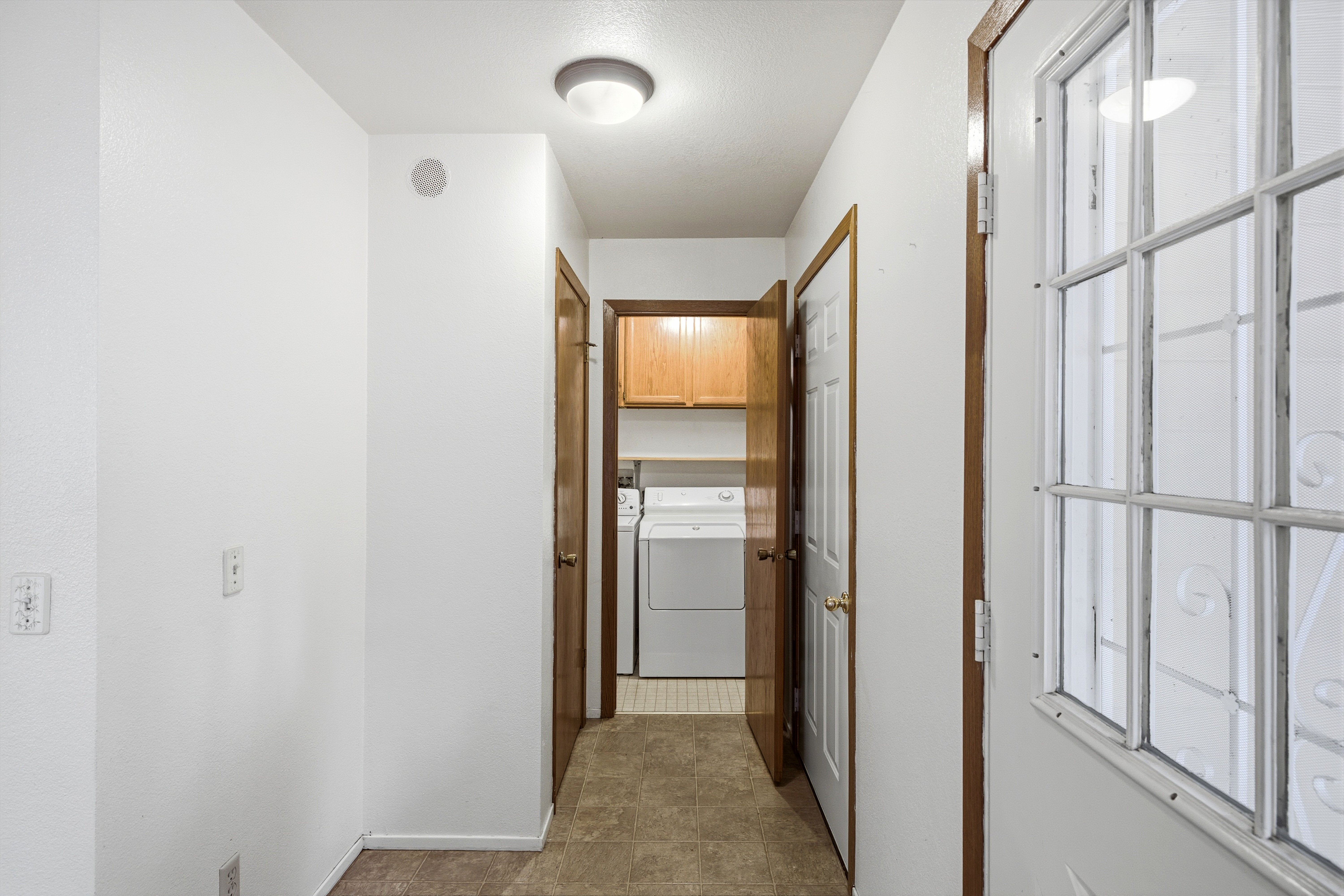  5648 Vacation Boulevard, Somerset, CA 95684 - 物件實景
