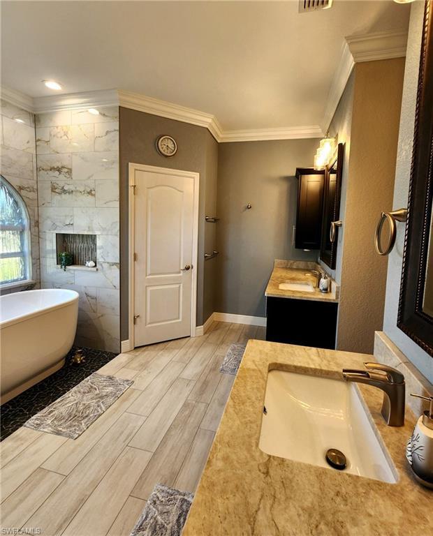 CAPE CORAL, Florida, 33993, United States, 3 Bedrooms Bedrooms, ,2 BathroomsBathrooms,Residential,For Sale,1920405