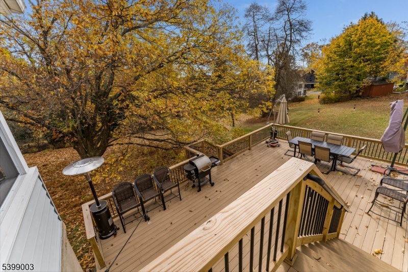 Boonton, New Jersey, 07005, United States, 3 Bedrooms Bedrooms, ,2 BathroomsBathrooms,Residential,For Sale,1998669