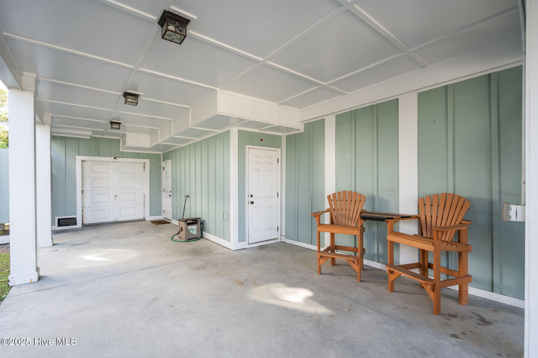 Carolina Beach, North Carolina, 28428, United States, 4 Bedrooms Bedrooms, ,5 BathroomsBathrooms,Residential,For Sale,1940545