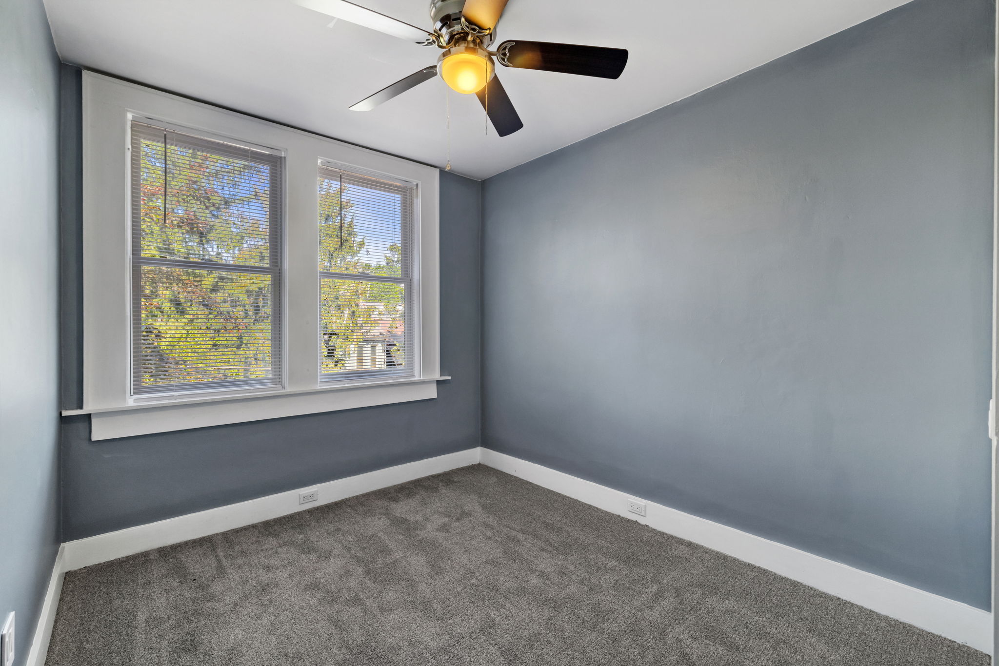  47 Estella Avenue, Pittsburgh, PA 15211 - 物件實景