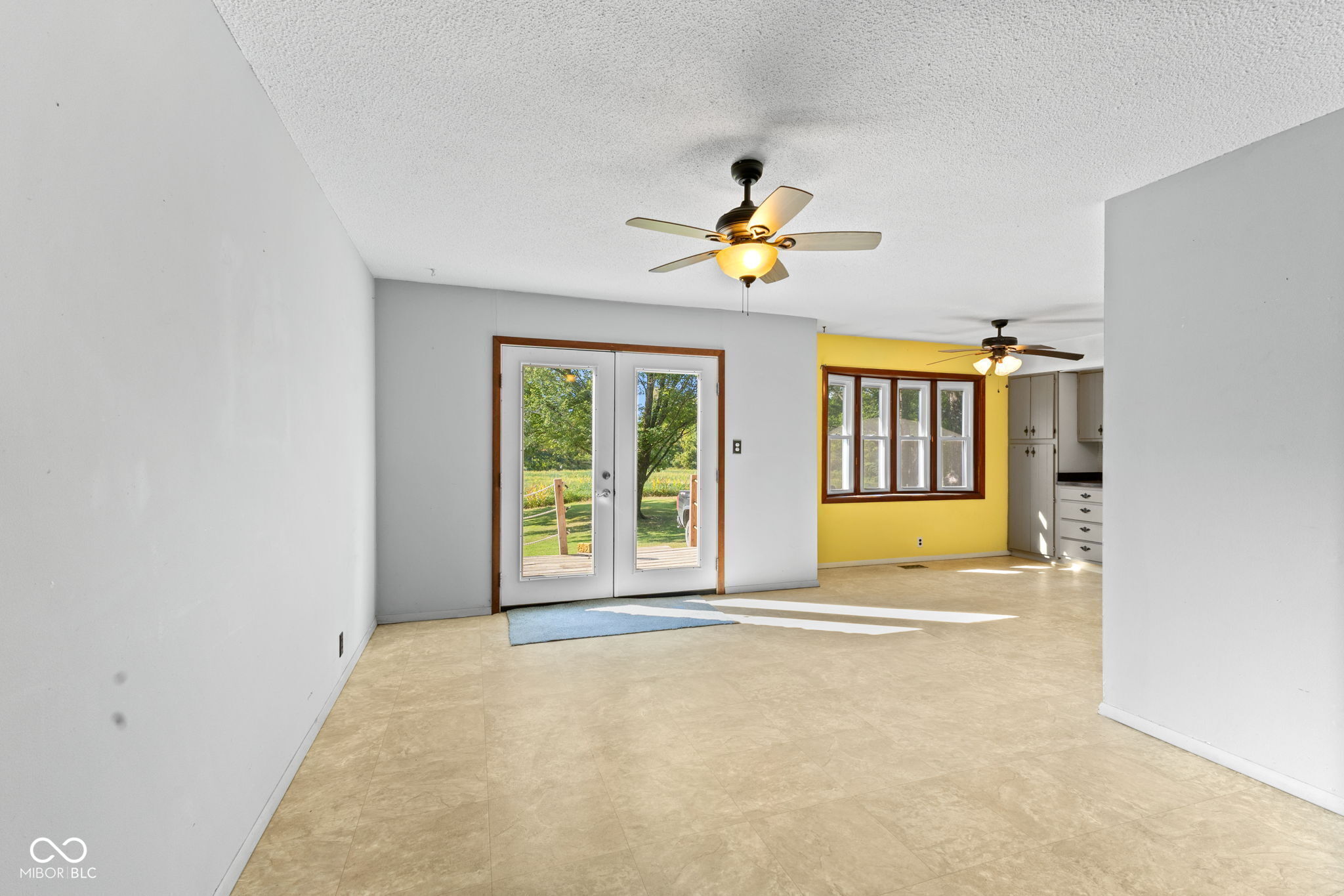 Shelburn, Indiana, 47879, United States, 4 Bedrooms Bedrooms, ,4 BathroomsBathrooms,Residential,For Sale,1925396