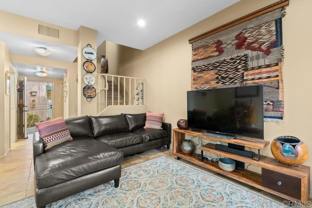 El Cajon, California, 92019, United States, 2 Bedrooms Bedrooms, ,2 BathroomsBathrooms,Residential,For Sale,1992945