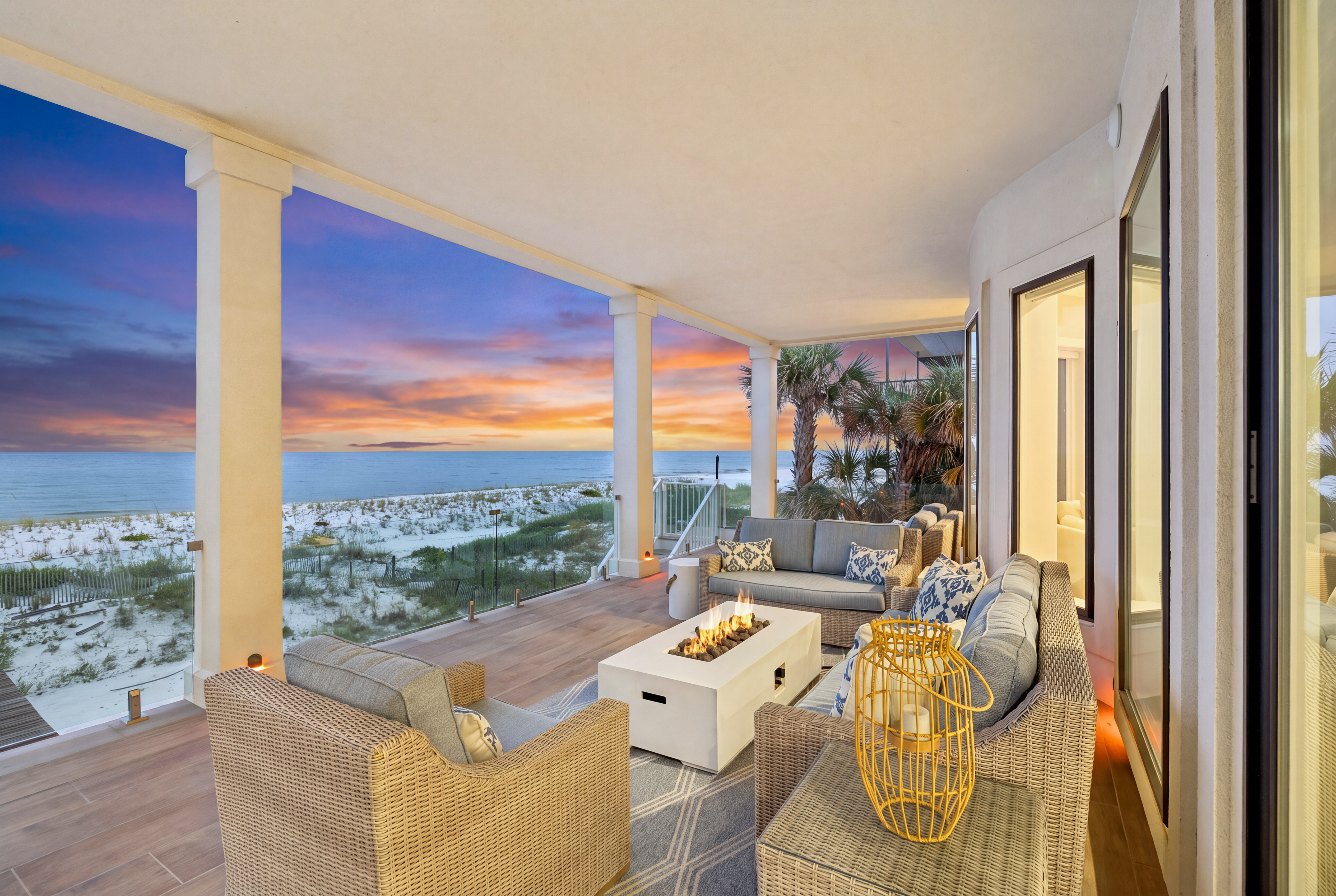  A New Benchmark for Luxury on Navarre Beach - 物件實景