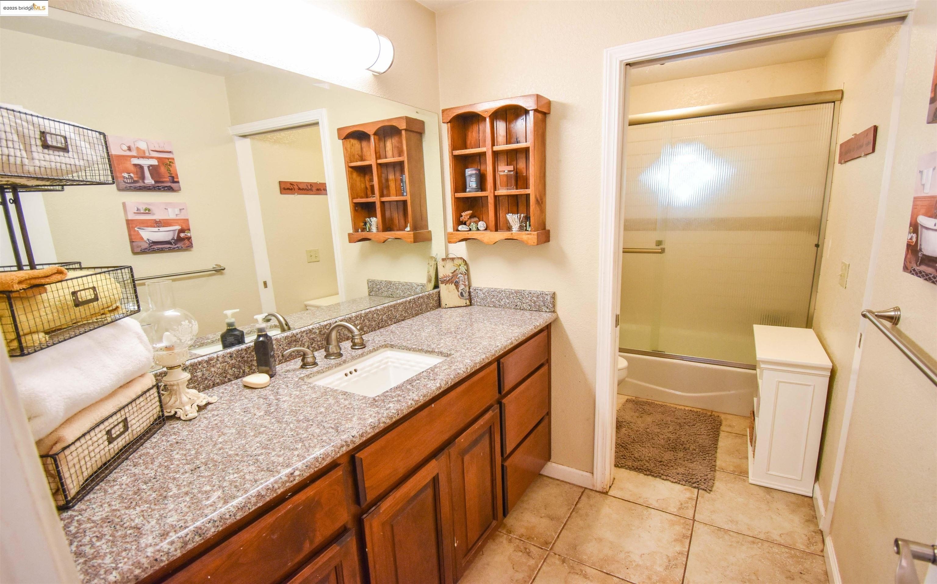 Jamestown, California, 95327, United States, 3 Bedrooms Bedrooms, ,2 BathroomsBathrooms,Residential,For Sale,1828112