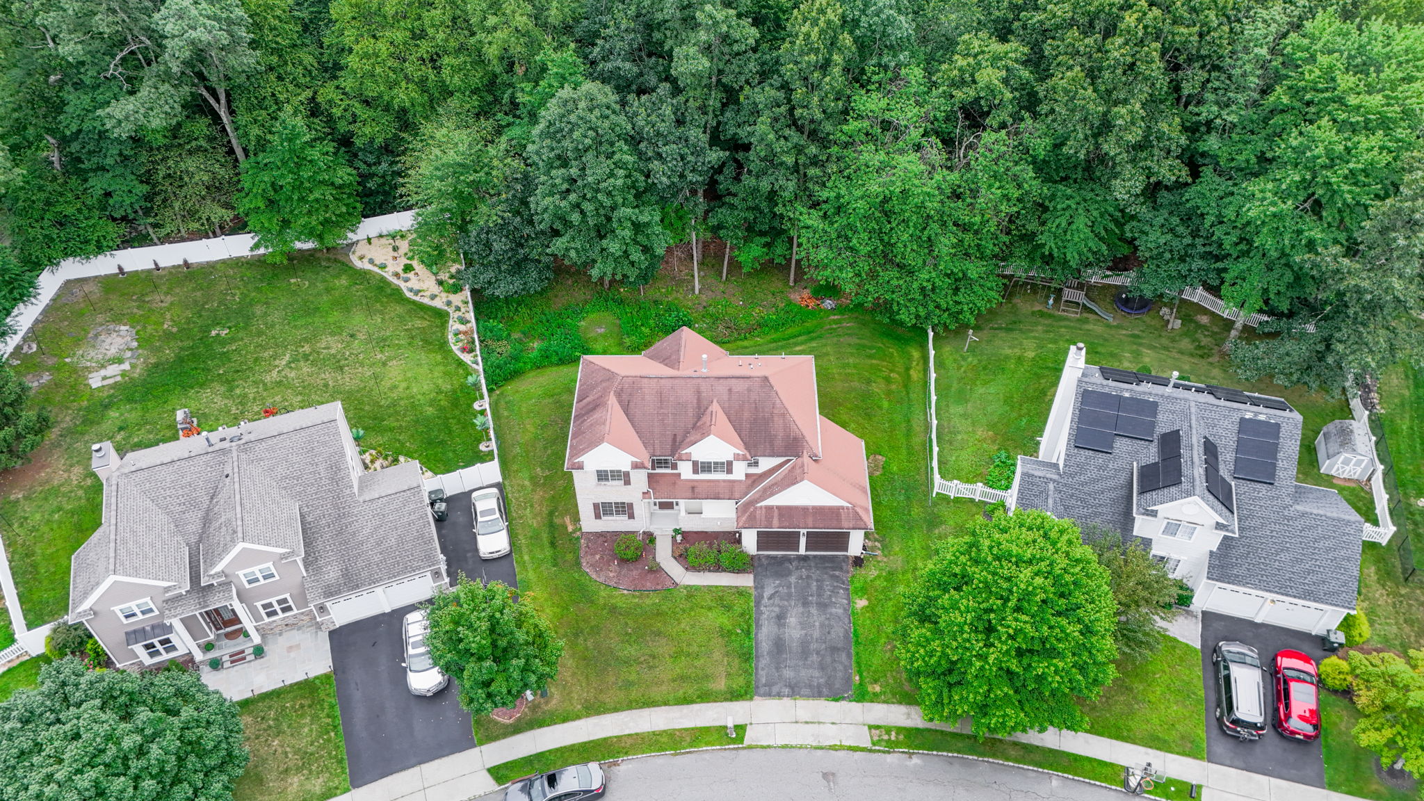 Mount Olive Township, New Jersey, 07828, United States, 4 Bedrooms Bedrooms, ,3 BathroomsBathrooms,Residential,For Sale,1976340