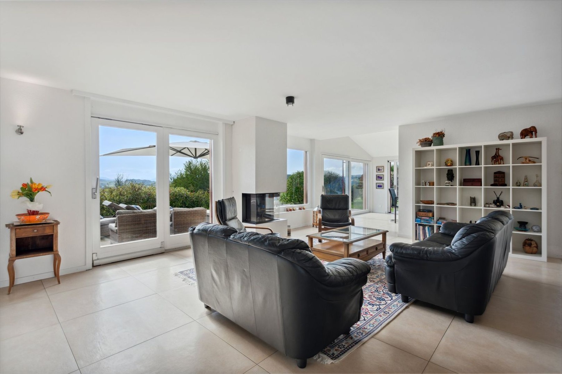  7.5-room family villa with separate 1.5-room studio, unobstructed view of the hi - 物件實景