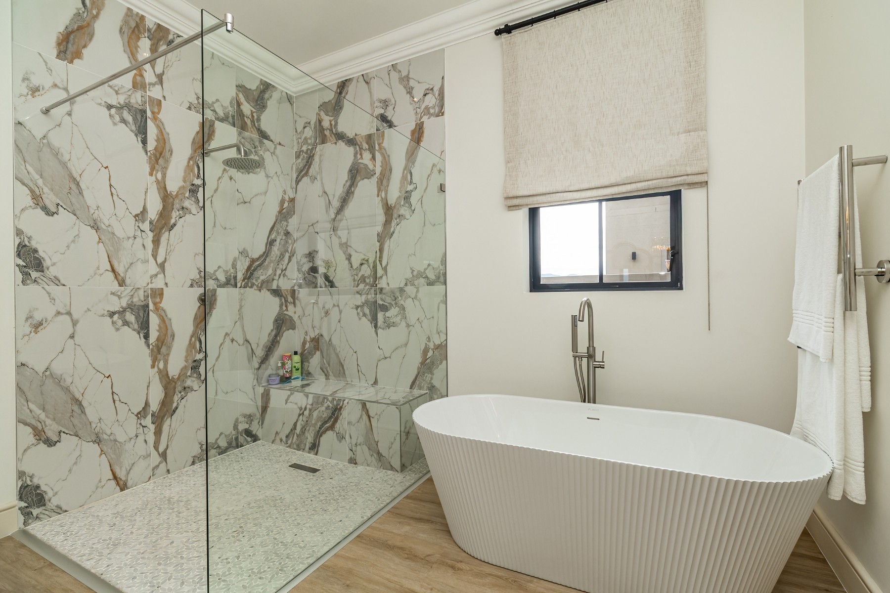  Brand New Elegance with Exceptional Finishes - 物件實景