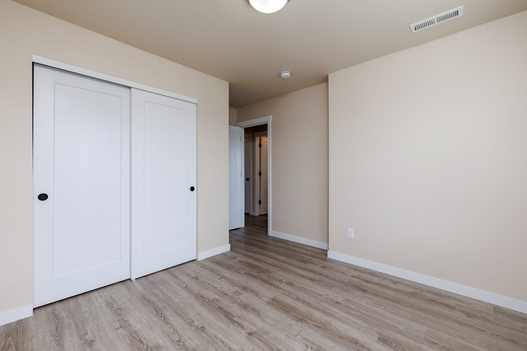  13169 SW SAVANNAH LN Beaverton, OR 97005 - 物件實景