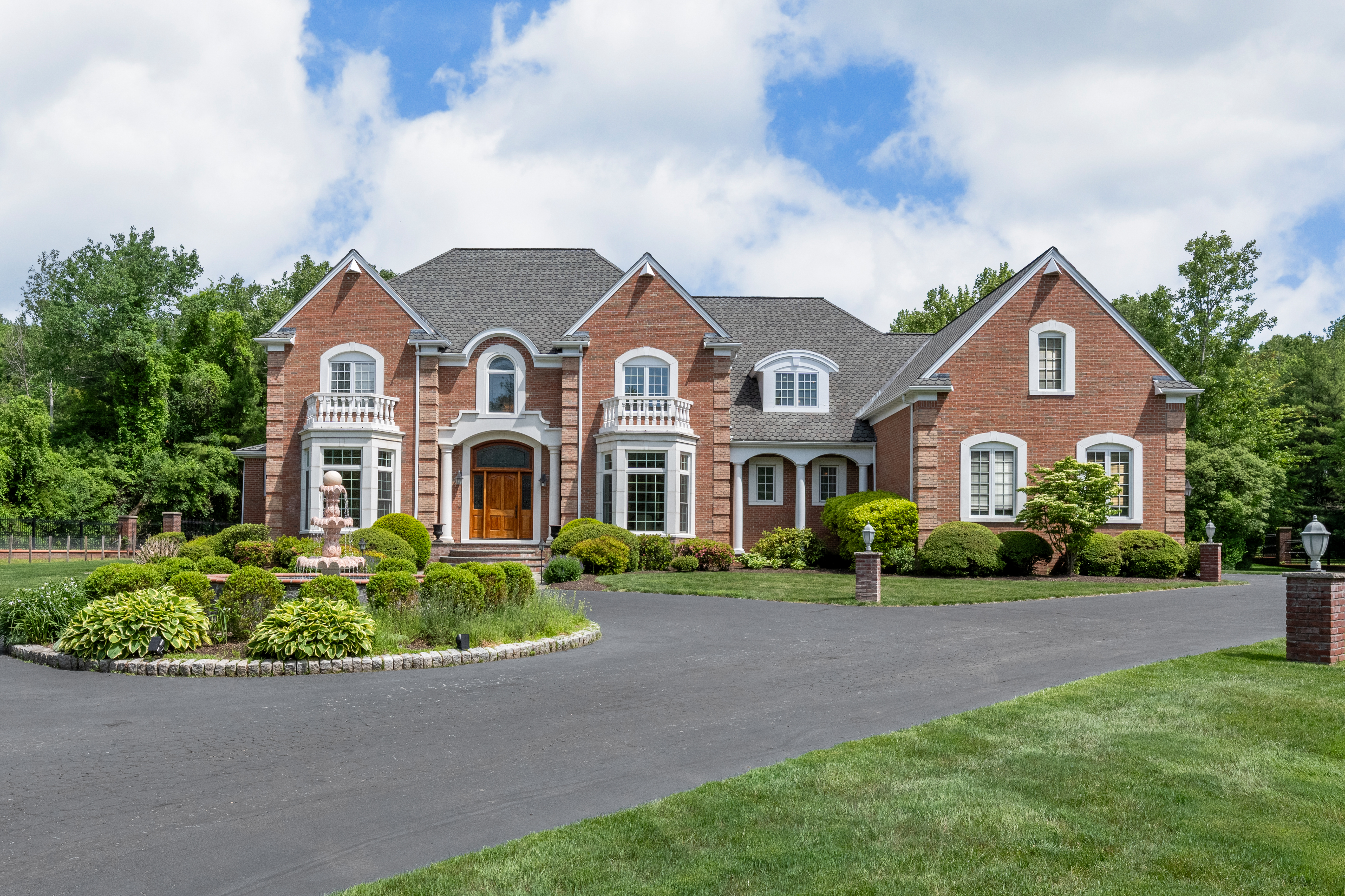  15 Brown, Weston, MA, 02493 - 物件實景