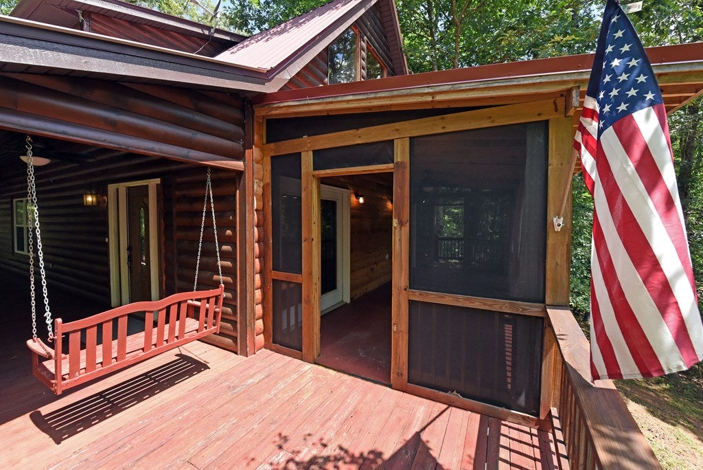 Mineral Bluff, Georgia, 30559, United States, 3 Bedrooms Bedrooms, ,3 BathroomsBathrooms,Residential,For Sale,1882955