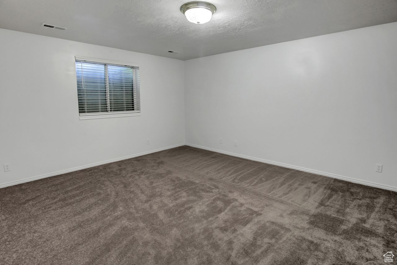 Logan, Utah, 84341, United States, 5 Bedrooms Bedrooms, ,2 BathroomsBathrooms,Residential,For Sale,1919566